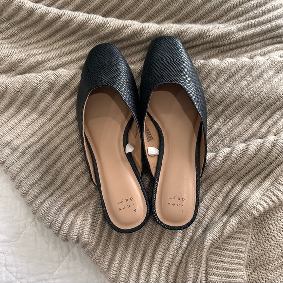 A NEW DAY FLAT - Picture 4 of 4